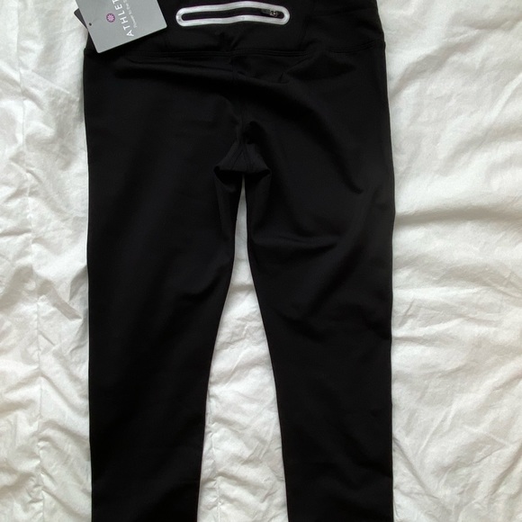 Athleta Sonar Capri Size Small black - Picture 3 of 5